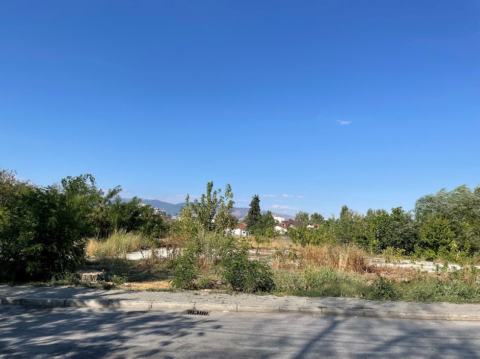 The site today: a neglected, underused space